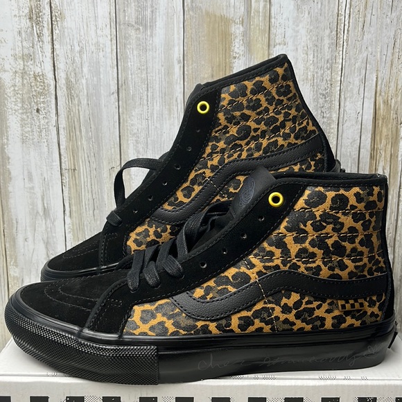 Vans Shoes - Vans Skate Sk8 Hi Deco Cher Strauberry Sneaker ASA